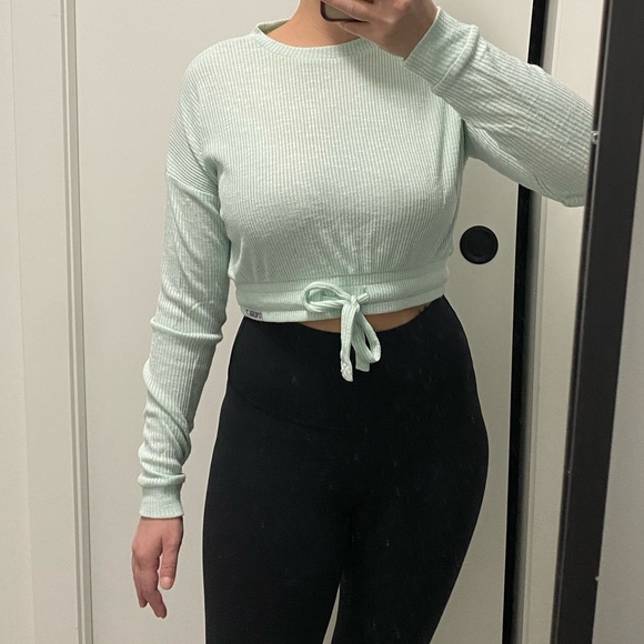 Gymshark Relaxed Sweater - Picture 5 of 5